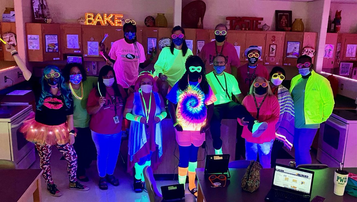 FHSFACSClubs's tweet photo. CTE’s Life Skills are so Bright, we don’t need Neon to GLOW!!!🦅🤩😎🌟💡✨🕶🦅@FreedomSCA @FHSFACSClubs  @FhsLittleEagles @HawesPatricia_A @MsHWilliamson @JaniceDecker18 @fhseaglesnest @LCPScte https://t.co/YYETvdL1d9