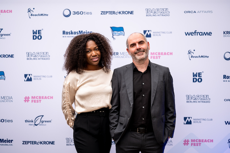 marketingberlin's tweet photo. Ihr seid die Stars! Vielen Dank an unsere Mitglieder:innen und Gäste, dass wir gemeinsam so großartig das #MCBEACHFEST im #BeachMitte feiern durften. Es war ein Fest.
Stay tuned: In den nächsten Tagen gibt es täglich eine Photo-Galerie.
#mcblove #mcberlin https://t.co/yWrZbUckDt