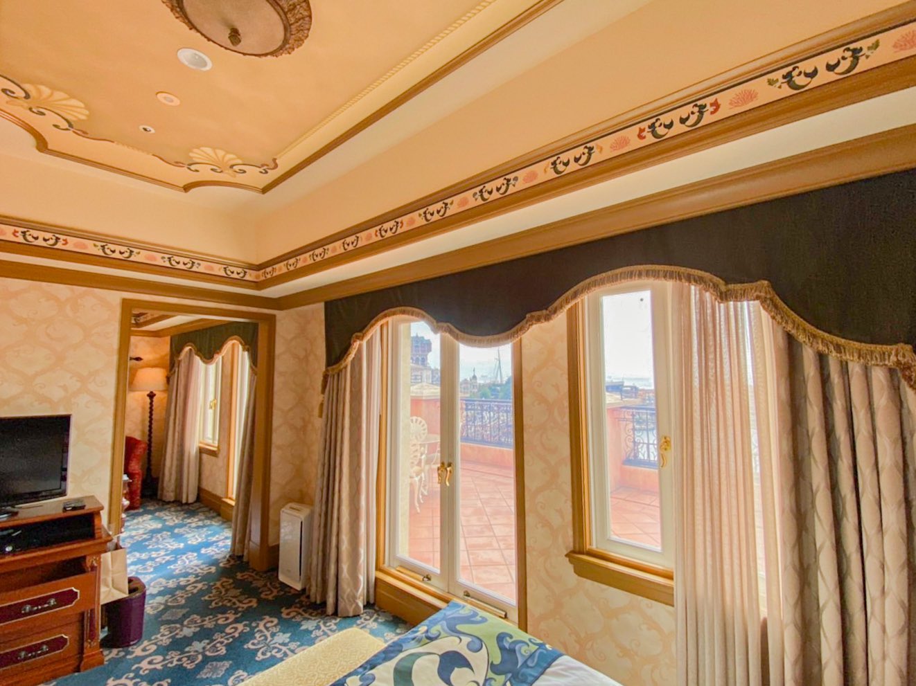 ぽん 12 17陸 24海 東京ディズニーシー ホテルミラコスタ スペチアーレ ルーム スイート ポルト パラディーゾ サイド テラスルーム ハーバービュー ハバテラ 5145号室 やっぱりアラビ側の方が好き T Co F1r4ohgd1n Twitter