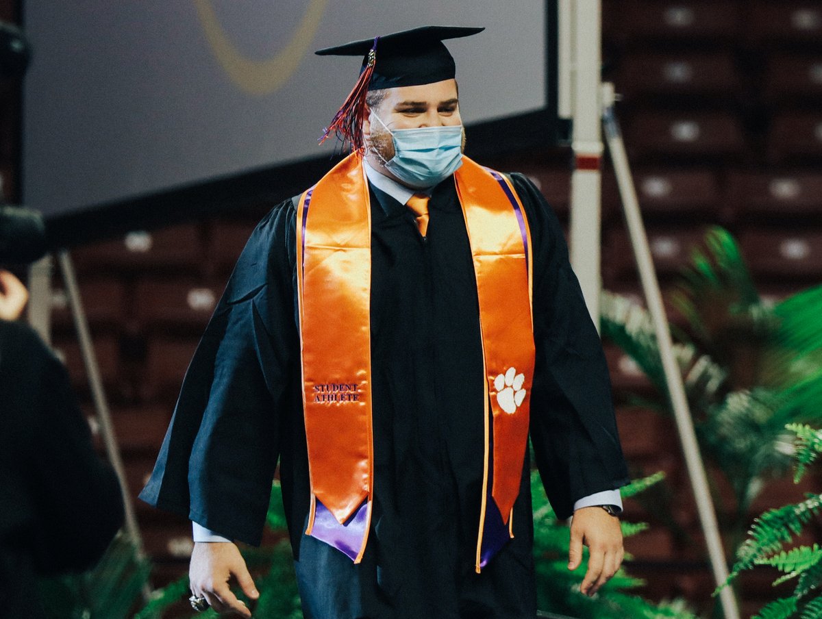 ClemsonFB's tweet photo. A 2020 financial management graduate currently pursuing his MBA, offensive lineman Matt Bockhorst was named today as a semifinalist for the 2021 William V. Campbell Trophy.

📰: https://t.co/CcOMjial4F https://t.co/zr58hq13u7