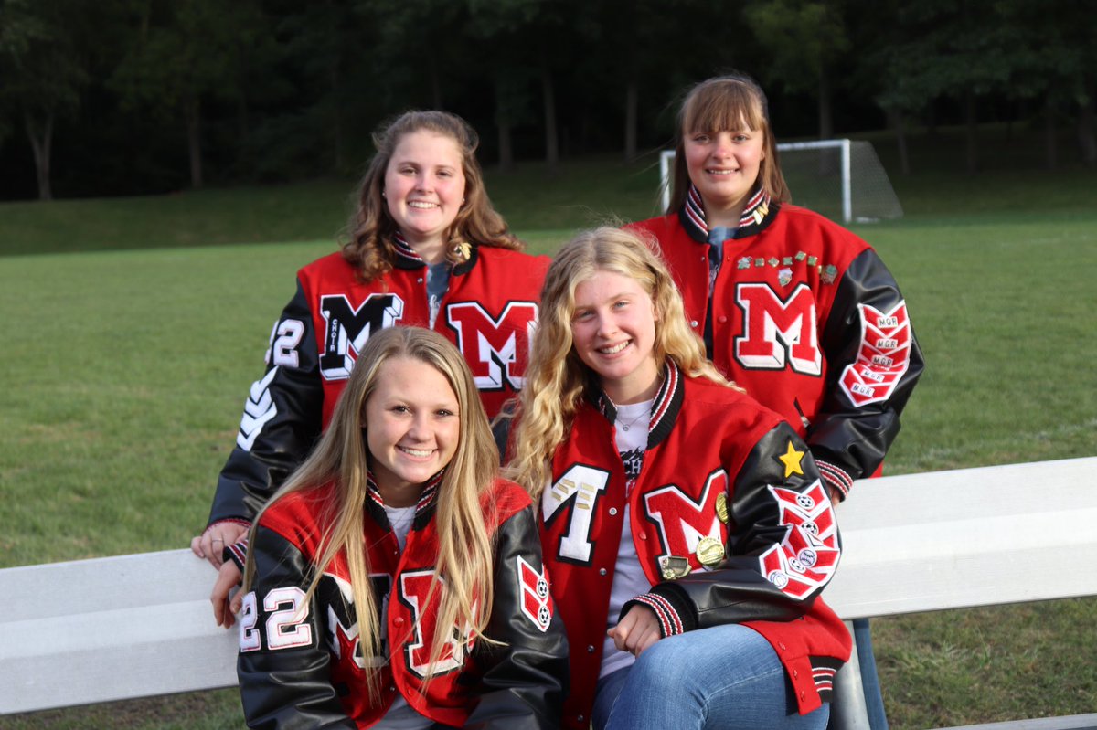 coachjennylee's tweet photo. Senior night tonight at 5:30! Come out and support your Lady Squires at their last game game! #SquireStrong https://t.co/NfSmsUo4eW