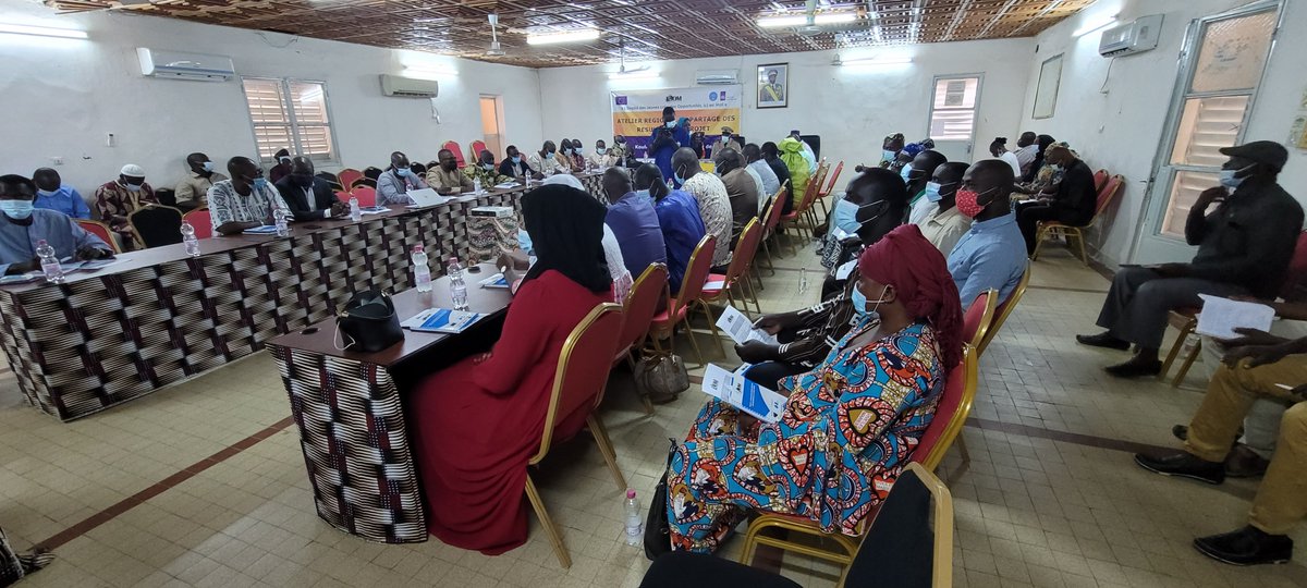 ProjetEjom's tweet photo. Organisation des ateliers de compte de rendu dans les régions d'intervention de EJOM (Kayes, Koulikoro, Gao et Bamako) les 29 Sept, 06 et 12 Oct et le 04 Nov 2021.
 
Objectif, informer les acteurs des résultats d’EJOM, des difficultés rencontrées et faire des recommandations. https://t.co/42ILT3Ib6F