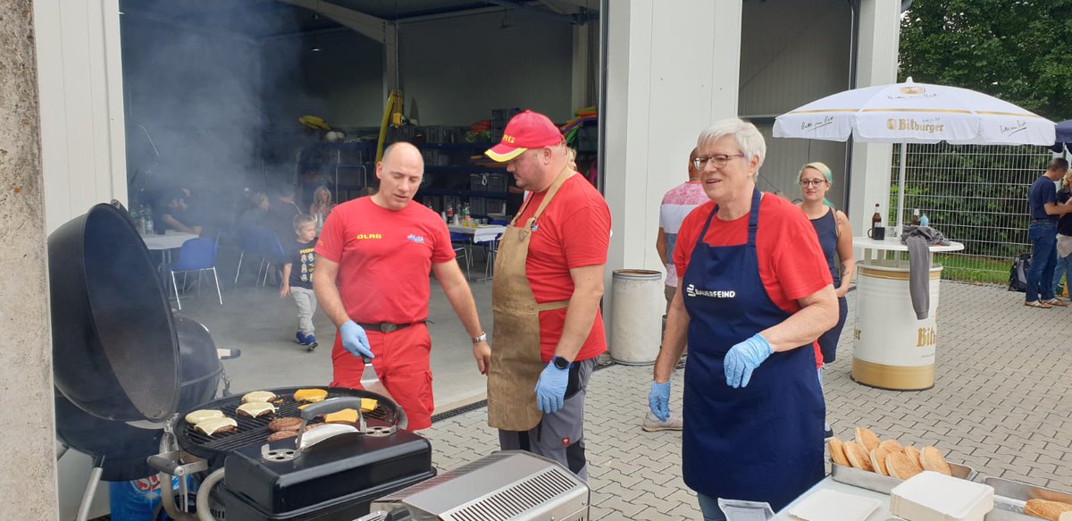 DLRGSel's tweet photo. Am vergangenen Sonntag fand der #Schwimmkurs|abschluss bei uns an der #DLRG #Station in #Seligenstadt statt. Alle Kursteilnehmer waren mit ihren Familien zum #Grillen und #Bootfahren eingeladen. Wir konnten über 200 Teilnehmer begrüßen.
https://t.co/ad5lwuwehN https://t.co/yTFjDDQTps