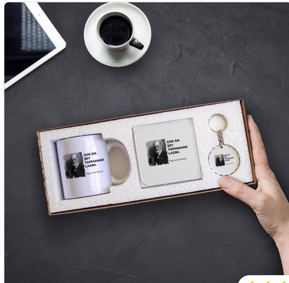 30 Eylül Psikolojik Danışmanlar günü çekilişine hoşgeldiniz🎉🎉🎉
Bu sene Freud ile kutlamak istedik. Yapmanız gereken şeyler çok basit. Retweet yapıp takip etmek. Şimdiden bol şanslar😇😇