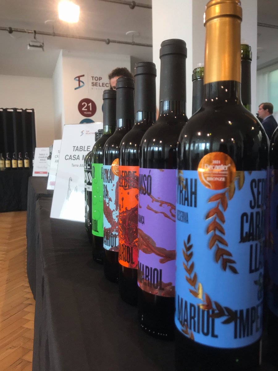 casamariol's tweet photo. Un privilegi participar un any més en el Top Selection Portfolio Tasting!🍷🤤
• • •
#CasaMariol #Winetasting #Wine #TopSelection #TopSelectionPortfolioTasting #Tasting #ViCatala #WineLovers #Batea #DOCatalunya #DOTerraAlta #Wine #Vino #Cata https://t.co/9FYGA6IdDw