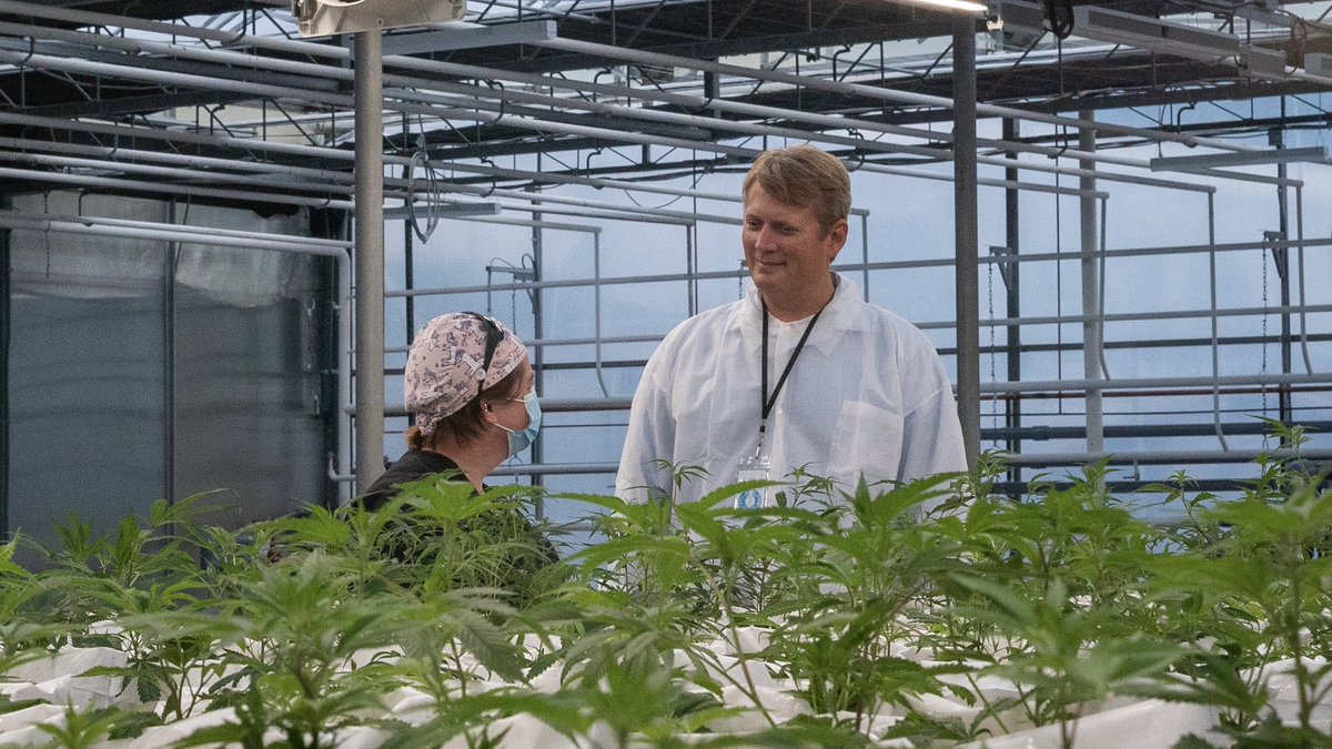 Nicholas_Vita's tweet photo. Loved visiting our Riverhead facility yesterday to witness firsthand the start of #cultivation with our amazing team. #ColumbiaCare #CCHW #CCHWF https://t.co/NTv7XAsqic