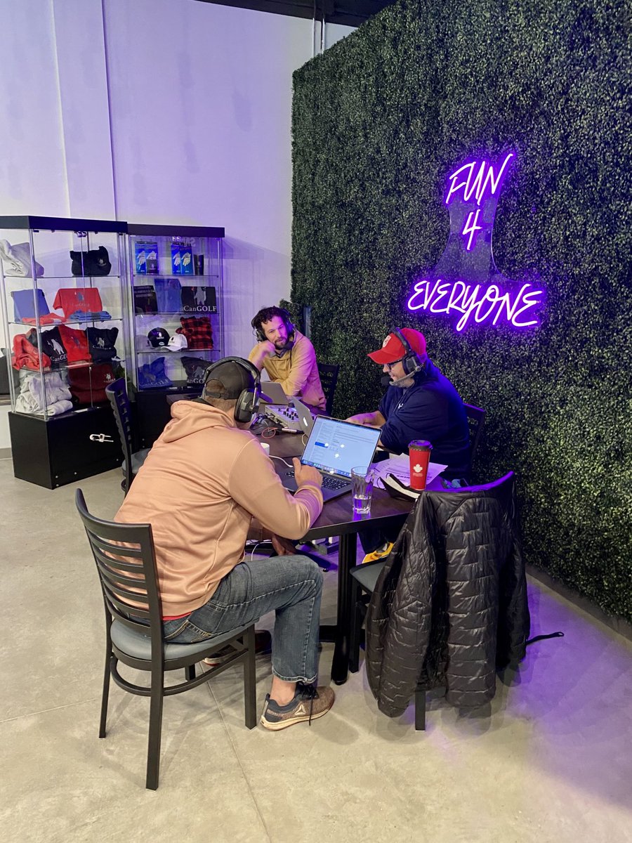 Luke_Elvy's tweet image. Great to have ⁦@BoomerMorning⁩ broadcasting LIVE from ⁦@CanGOLF_Canmore⁩ until 10am today. Welcome ⁦@960boomer⁩ ⁦@SNRyanPinder⁩ ⁦@SNRhettWarrener⁩. Time to have some fun on ⁦@aboutGOLF_⁩ simulators + great food &amp;amp; drinks! #CanGOLF #Fun4Everyone