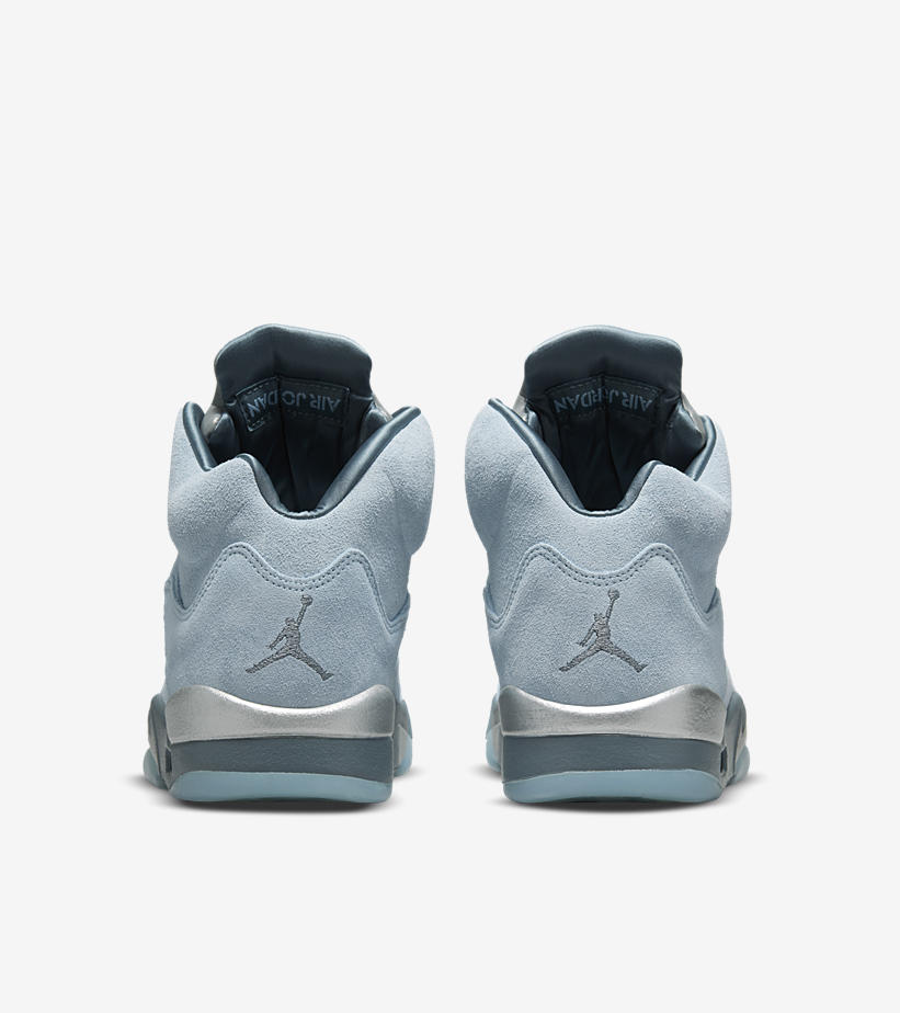 SOLELINKS's tweet photo. Women’s Air Jordan 5 Retro ‘Bluebird’ official images https://t.co/CvcwDRT91m