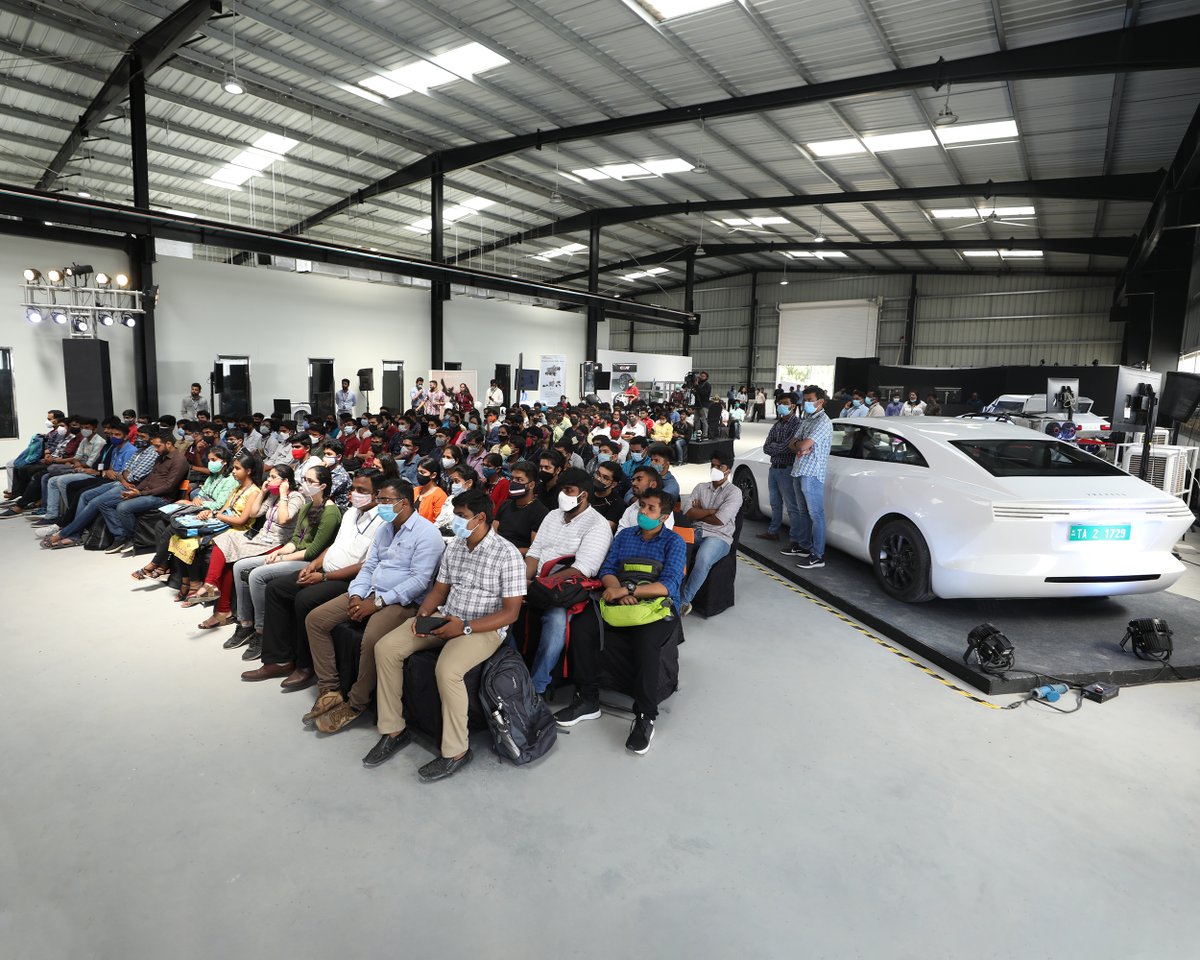 pravaigdynamics's tweet photo. Day 2 of #PiCon2021
Take Indian Industry to China Speed.
You know what's up on the inside, solving real engineering problems, and making the industry faster is now in your hands. The new engineers will now take back control. Make it count. https://t.co/ROW8X44lDW