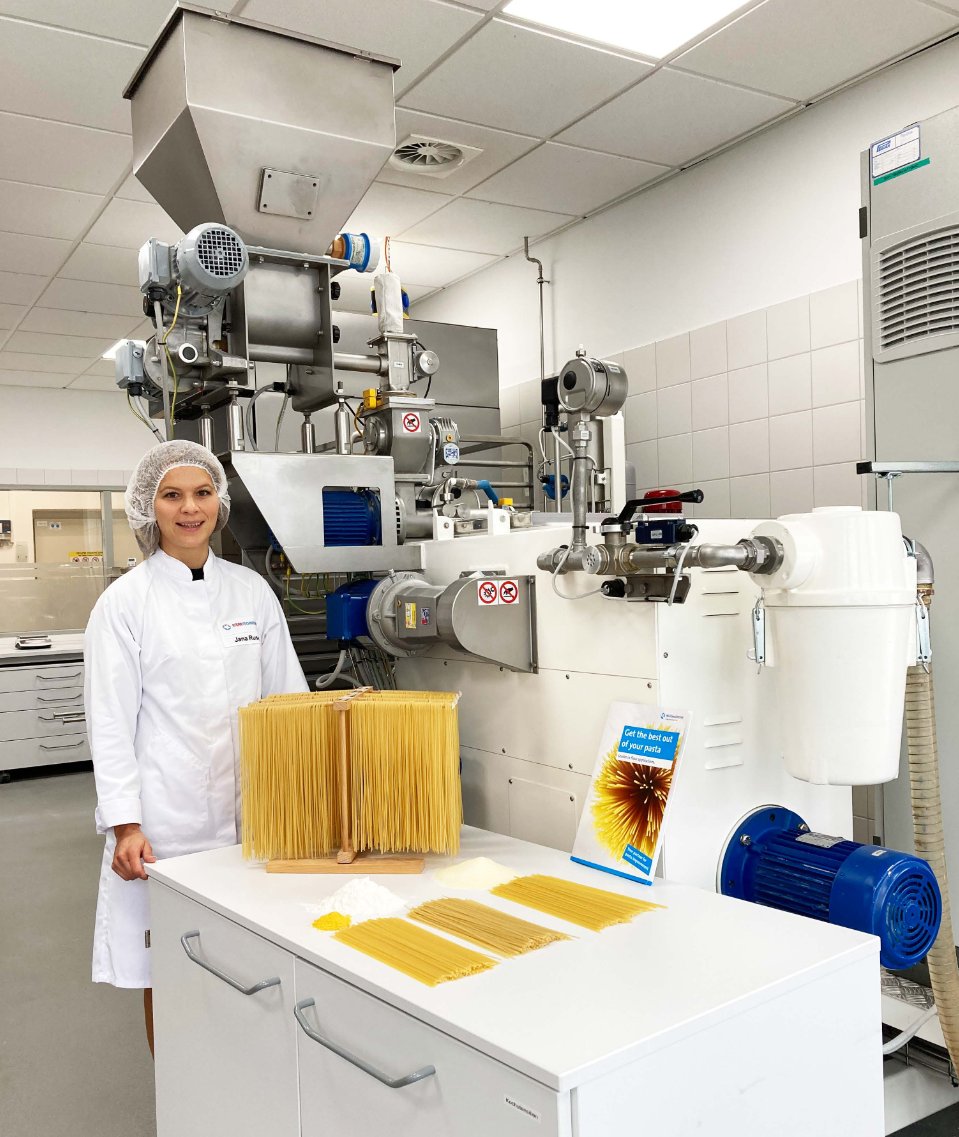 muehlenchemie's tweet photo. Durum wheat market "out of control" - Pastazym helps make pasta producers independent of peaking raw materials prices and the worldwide scarcity of durum wheat!
More information 👉🏻 https://t.co/7tv4sskKAb #flourimprovers #pasta #pastazym #durumwheat https://t.co/LsSUKGHKfu