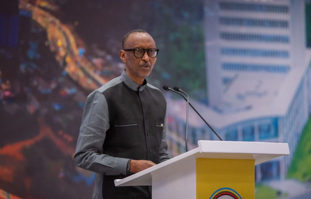 UrugwiroVillage's tweet photo. President Kagame: The history of both our countries has been marked by moments of adversity and tragedy, but also success and resilience. In that, we are part of the wider African experience. https://t.co/9CBm57pjfS
