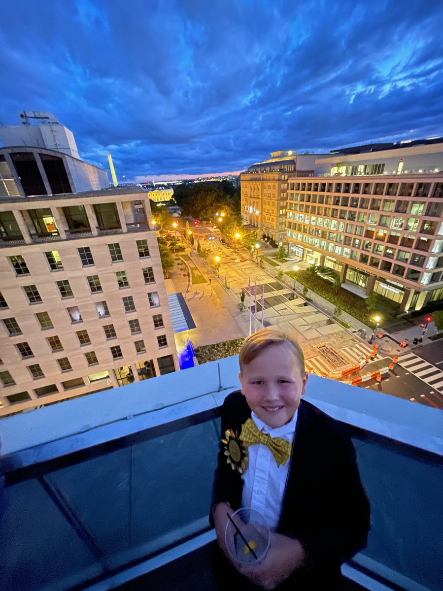For the 2nd year in a row, the White House was illuminated in GOLD!
A special thank you to #ShepherdFoundation and #TeamBeans who are using their influence to inspire hope in our community, so that children and families all over the world will know that they are never alone.