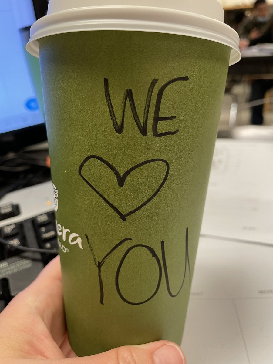 OrangeNationSC's tweet photo. The SCHS Student Council wanted to provide the staff with some #deviousSIPS this morning as a way to brighten up our midweek! #delightfulSIPS #BlackEaglesSoar #catchthespirit https://t.co/dIgIfQLG8l