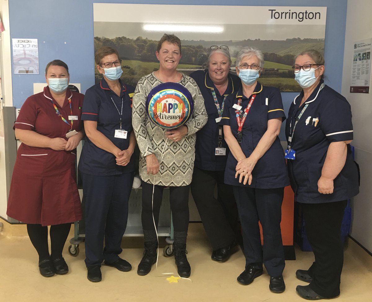 Goodbye to Sister Ali who has retired after many years here on Torrington! We hope you enjoy your retirement! #teamtorrington #1bigteam <a href="/UHP_NHS/">University Hospitals Plymouth NHS Trust</a> <a href="/DerrifordNurses/">UHP Nursing 💙</a>