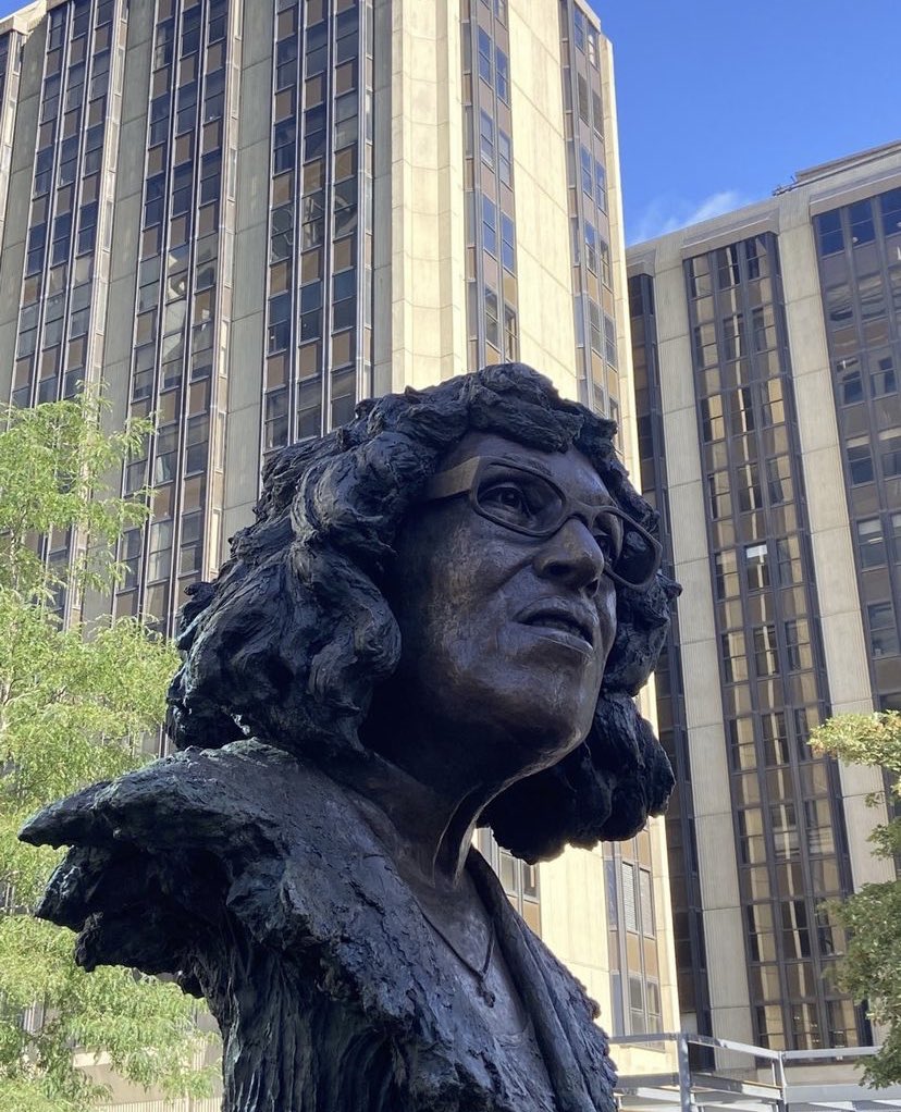 I Loves The ‘Diff tweet media