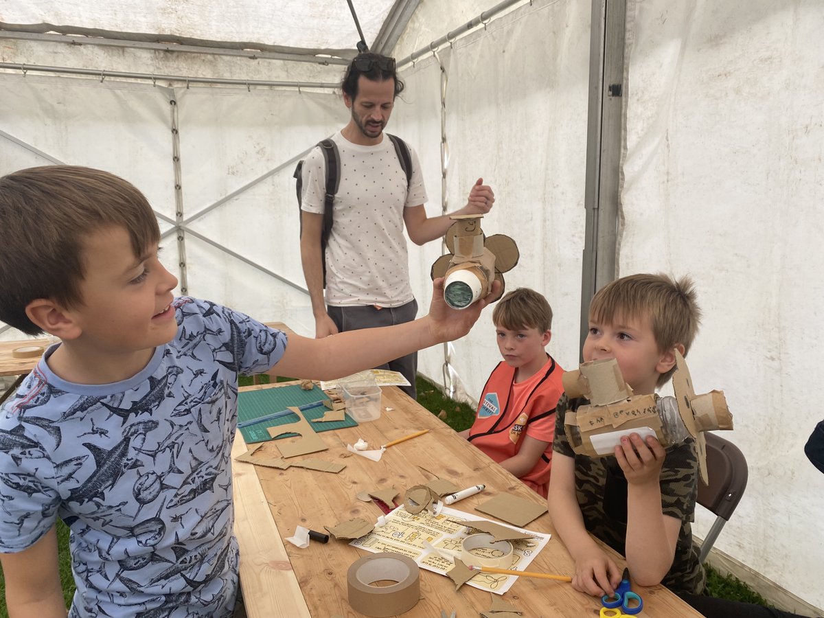 LittleInventors's tweet photo. Lots of shrimps and submarines popped up over the weekend! @lottie_smith led a cardboard art workshop as part of @ThriftFest. Thank you to everyone who took part! 🍤✏️ 
#FestivalOfThrift #getmaking #timetomake #cardboardart #festival #artfestival #childrensfestival https://t.co/wX6fuBDBHE