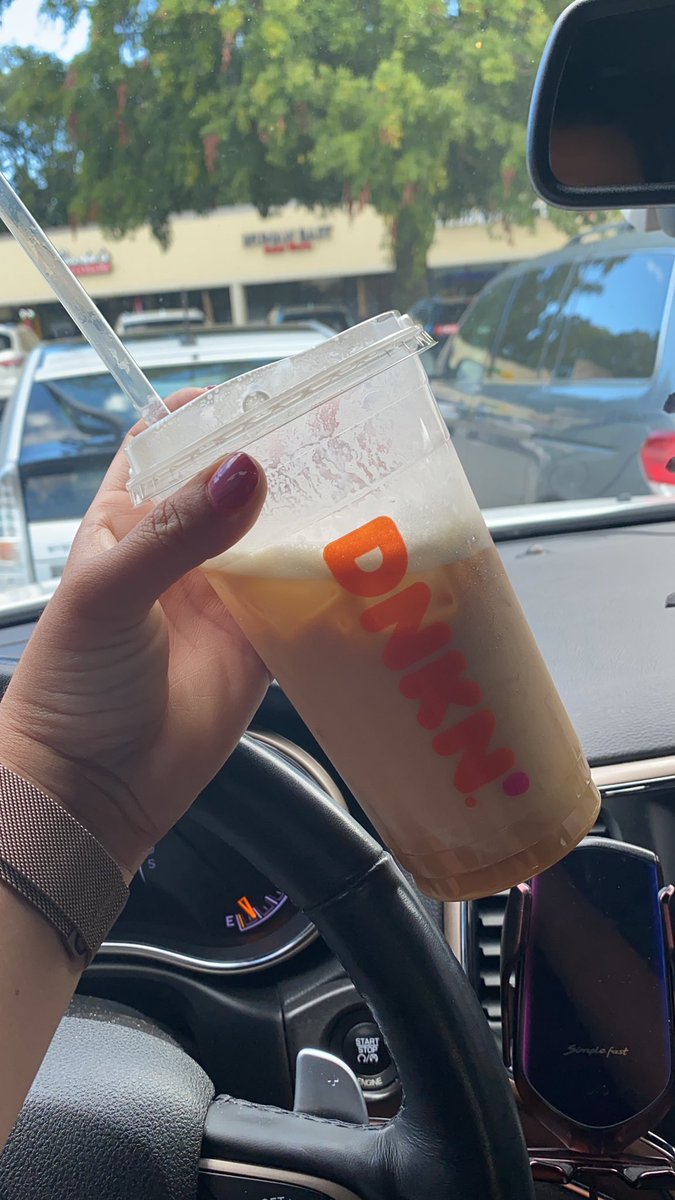 e s s e n c e 🌸 🦋 d a s h tweet media