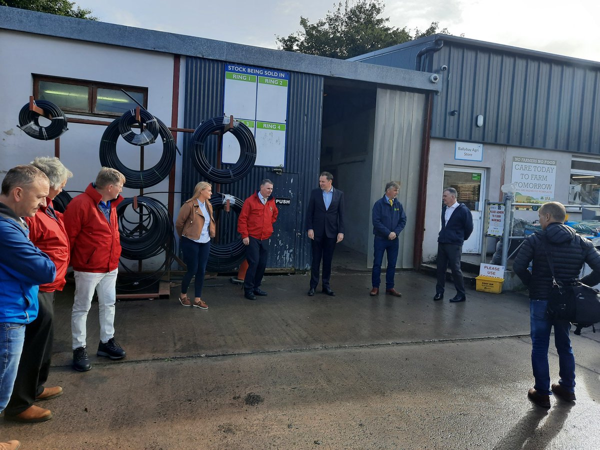 SlaneyTurlough's tweet photo. #IFAMonaghan delegation led by County Chairman Patrick McCormick met Minister for Agriculture Charlie @McConalogue today at @BallybayMart 
CAP funding the main issue on the agenda.
@NorthernSoundFM 
@theNSMonaghan https://t.co/BAjGOBsJ2j