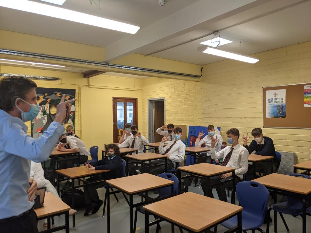 thesemkillarney's tweet photo. John Patrick Doherty, Chaplain for Deaf People for the diocese of Kerry, gave a workshop to TY Students on the history of ISL (Irish Sign Language) to mark ISL Awareness Week. Students were introduced to many basic signs &amp; to the alphabet to promote communication with their peers https://t.co/LzUY8ve0E9