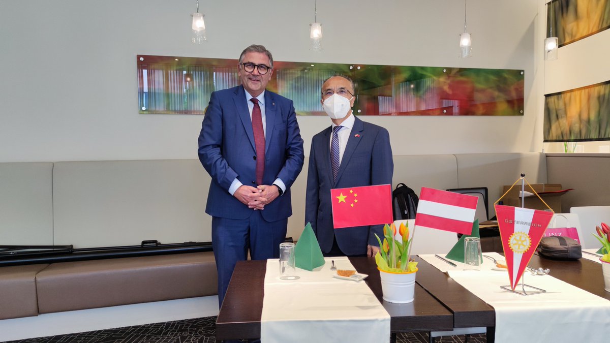 li_xiaosi's tweet photo. Glad to have a speech at the Rotary Club Linz on China’s role as a builder of world peace, a contributor to global development, a defender of international order, and a provider of public goods. Hope people view China’s development and contributions to the world objectively. https://t.co/NmScFJIKb5