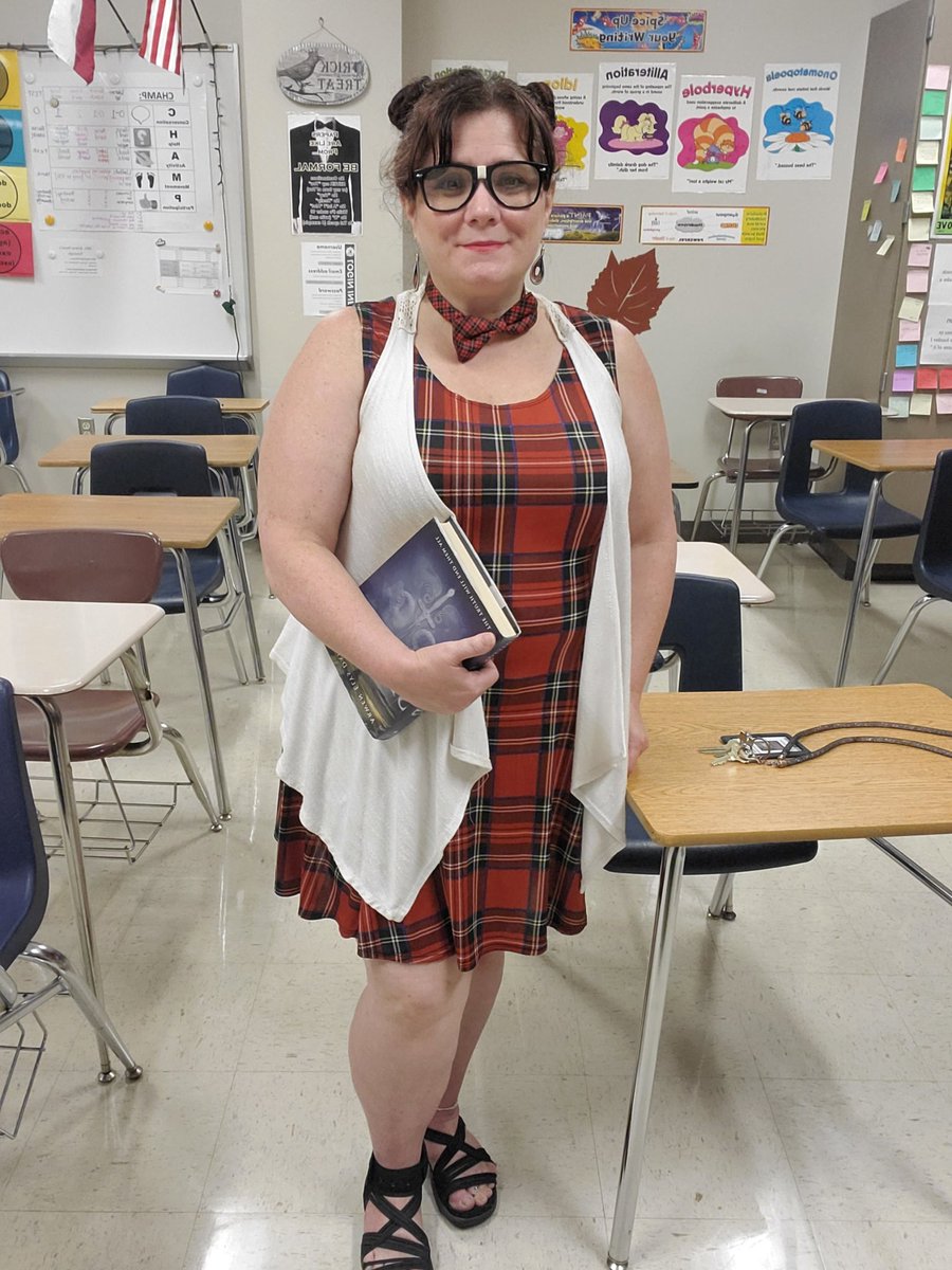 arlenelperez's tweet image. Got my nerd on. Lol. #bob21 #VEHS @VictoriaISD