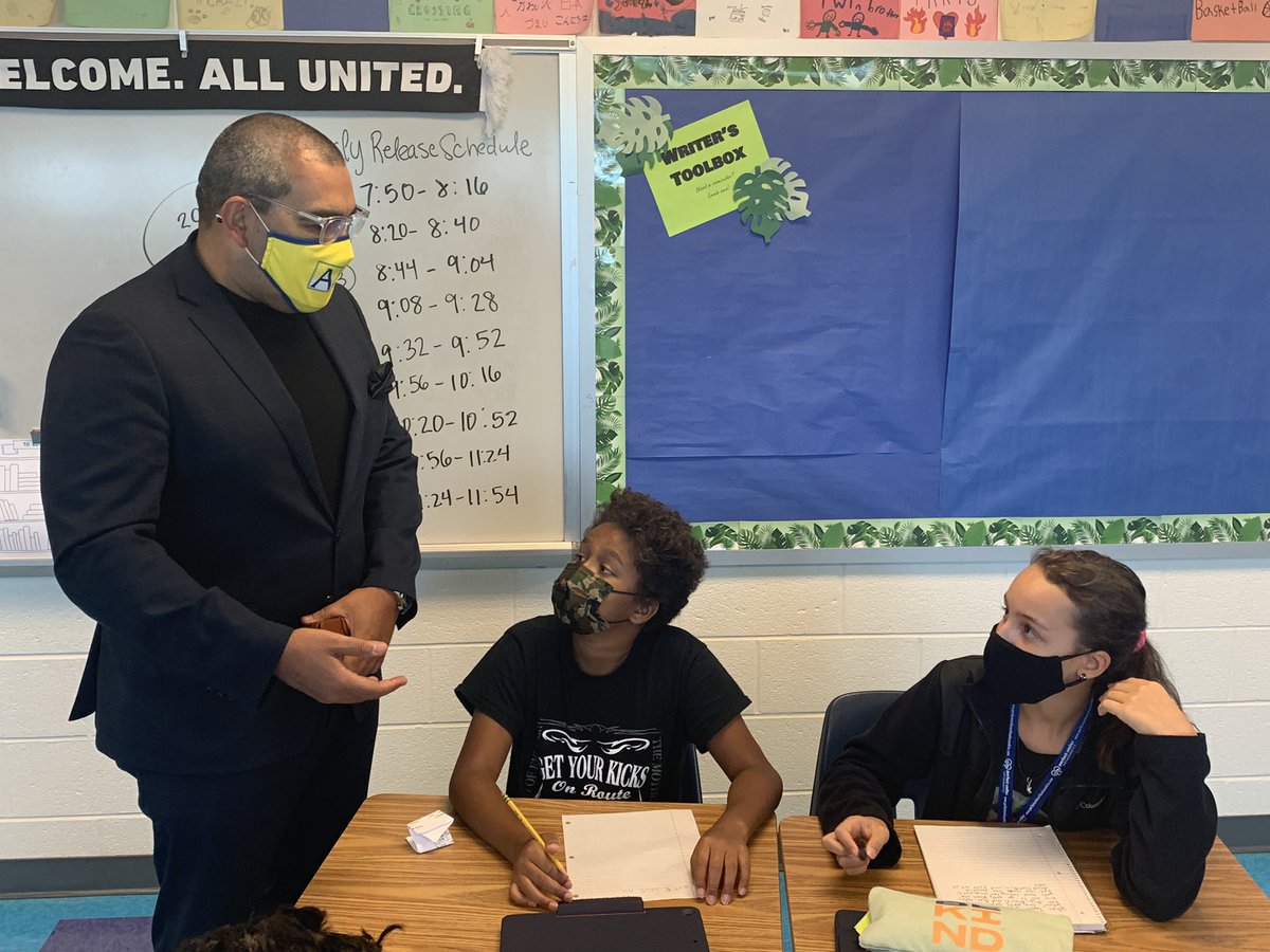 SuptDuran's tweet photo. While visiting @GunstonMS this morning, I had the opportunity to talk to Montessori staff and see English and reading classes in action. I also passed along a Hispanic Heritage Month proclamation from the Governor. https://t.co/M6IuQTIElw