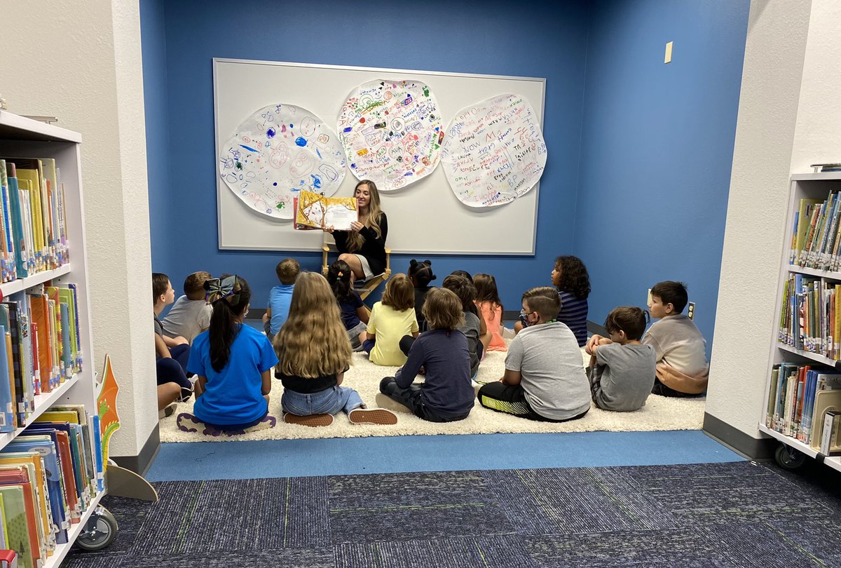 Ms_Boteler's tweet photo. We love our morning library time with @JessicaVitek!♥️ #teamBCE https://t.co/ucxtt696aN
