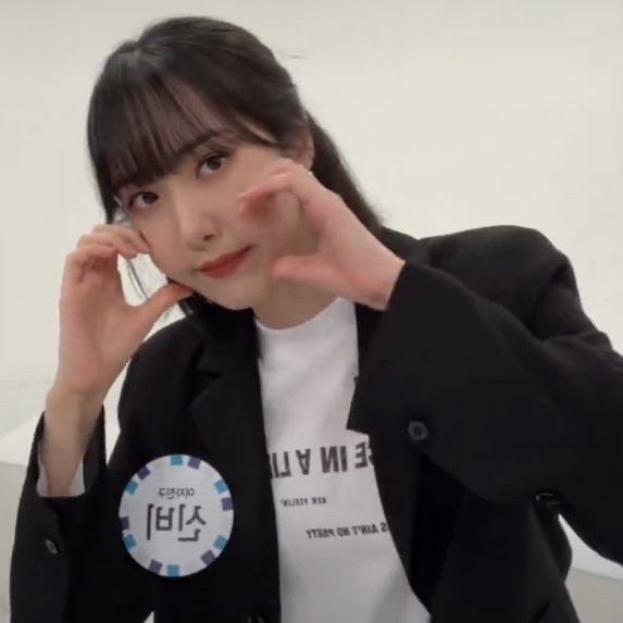 GOTHGFRIEND's tweet photo. no matter what happens i will always support hwang eunbi <3

BUDDY LOVES SINB
#OurMainDancerForever https://t.co/y5LT4KYzpF