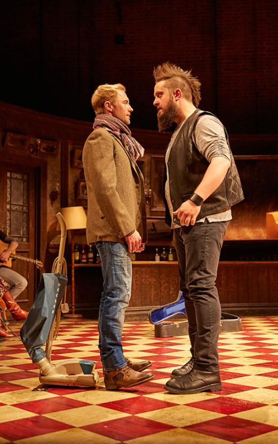 FrancesOfficial's tweet photo. Would love to see these two reunited. @ronanofficial how about having the amazingly talented @TimProtteyJones as support for your 2020 tour next year. @MarkDPlunkett #RK2020 #GetTimToSupportRonan https://t.co/owYQxj7KUA