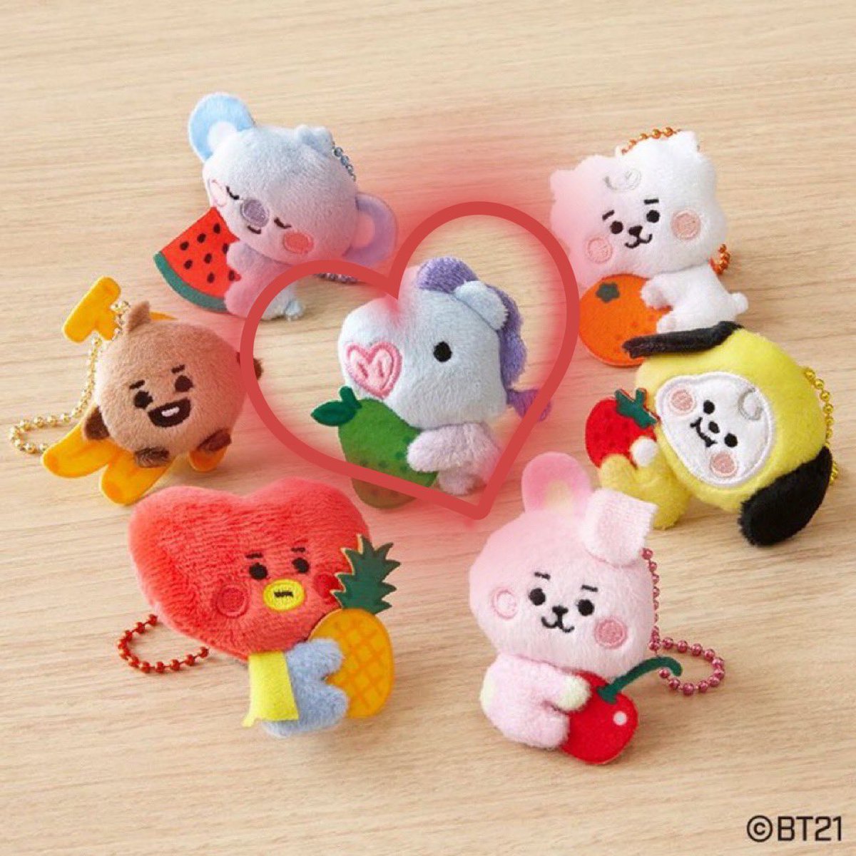 bts_7942's tweet photo. 3억뷰 숟가락 얹으러 오세요💛💕

타츠야 망이 진짜 귀한건데 👉👈😭

#2YearsWithCNS 
#CNS2aniversario
#호비랑희지네_닭칼국수_개업2주년
#JHOPE #제이홉 @BTS_twt https://t.co/NcoobL0vxY
