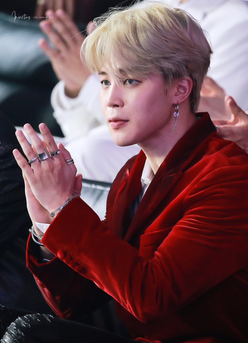 Invictus1013's tweet photo. JIMINFEST 2021 🥳
D-14 Happy Jimin Hands Day 😅
#JIMIN #지민 #JIMINFEST2021 https://t.co/uudCXuZkta