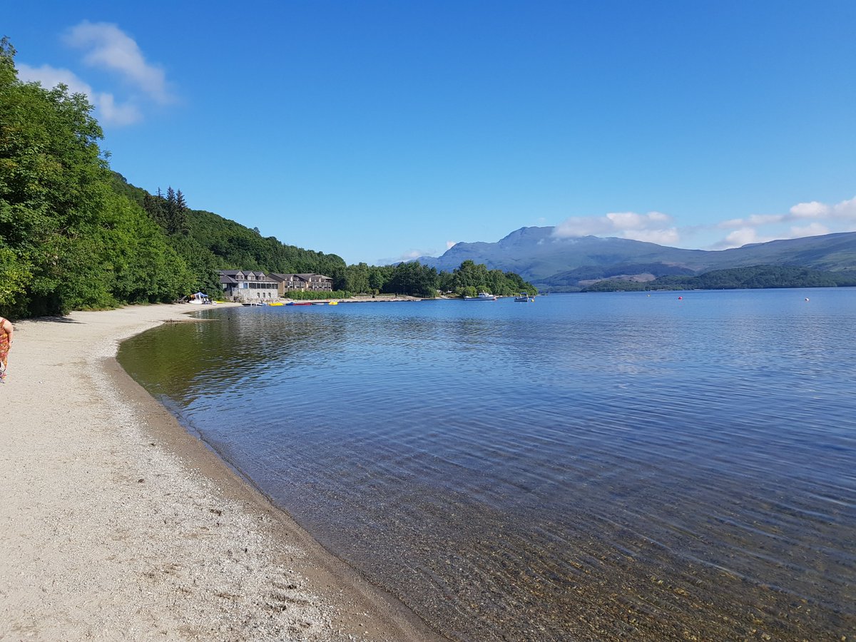 scottish_pics's tweet photo. 87 days untill #Christmas

#ChristmasCountdown #giftideas #scottishgifts 

#Scotland #tasteofscotland #Scottishsouvenirs 

Visit my online store where you can buy Scottish Pictures made into personalised gifts

#canvases #mugs #tshirts #coasters #prints 

https://t.co/4PHbQFO4I9 https://t.co/5GlgC8cFWY