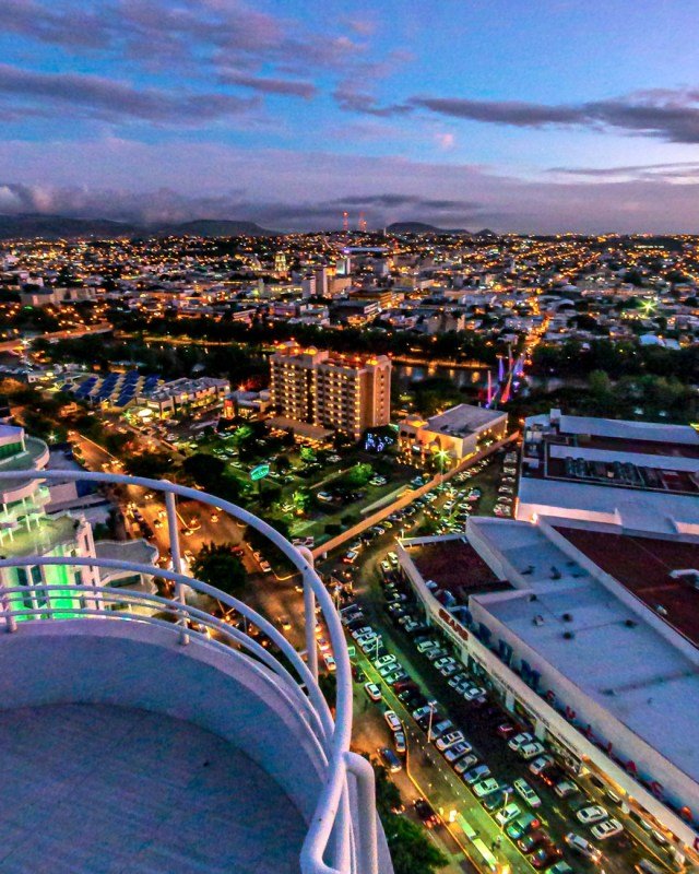 EstadioTomatero's tweet photo. Feliz 490 aniversario de la fundación de la mejor ciudad del mundo, de tierra generosa, de gente fuerte y amable, de clima bravo, feliz cumpleaños a mi querido Culiacán 🎂🎉 https://t.co/5tlOIgxUZ1