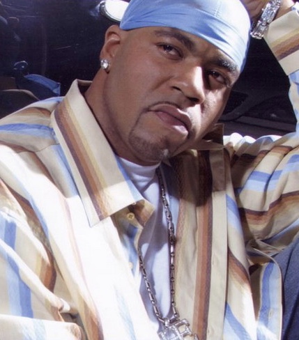 ⬇️ TODAY IN HIP-HOP ⬇️

2009: Mr. Magic dies in a tragic car accident 

Rest In Peace 🕊