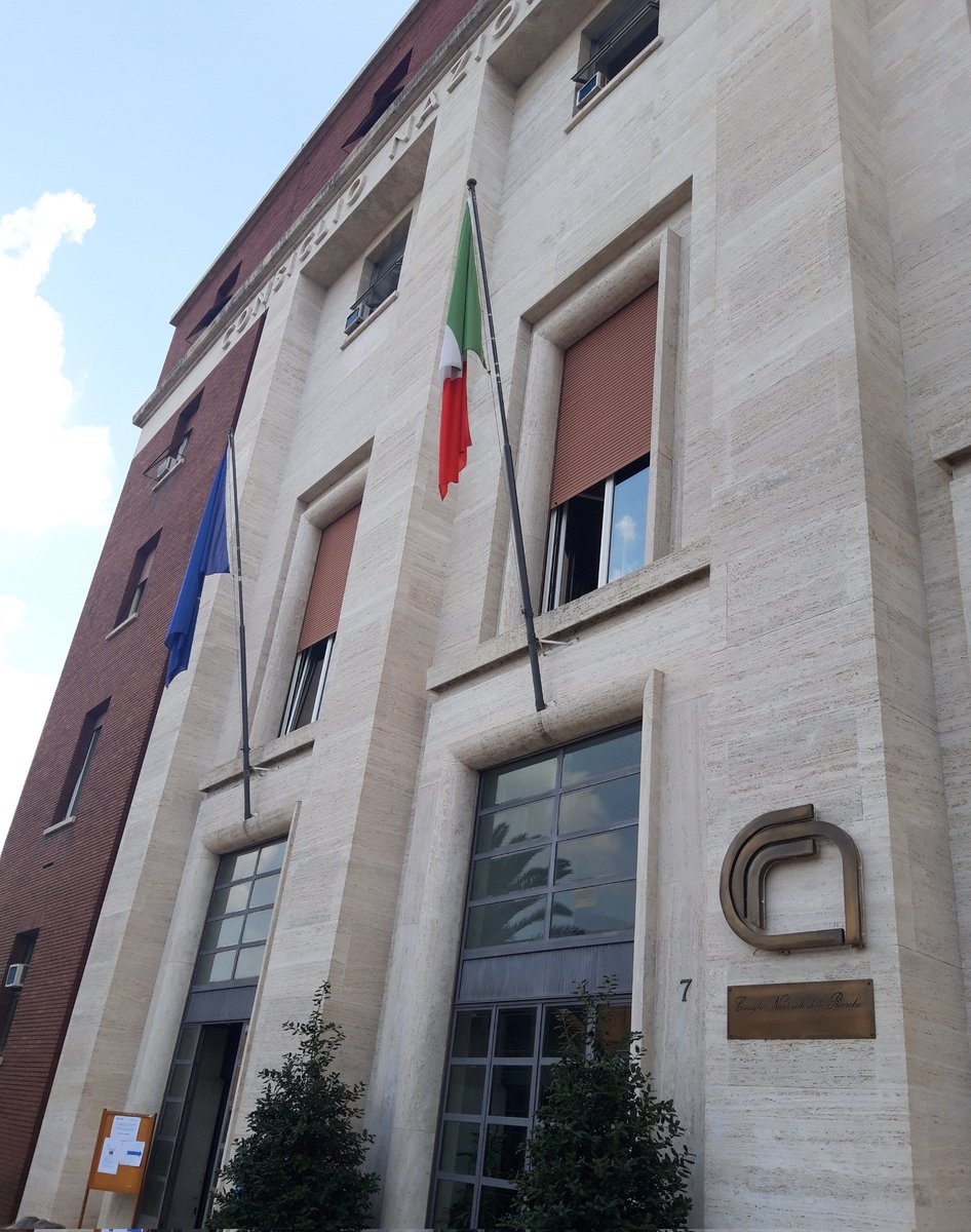 LaurenceBoetti's tweet photo. A Rome pour témoigner notre engagement pour la coopération 
#Transfrontaliere Franco -Italienne
@MaRegionSud 
Programme #Diter @CNRsocial_ 
@reseauMOT
@ISSIRFA https://t.co/3CllCuVjua