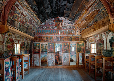 ComeceEu's tweet photo. 🇪🇺 Good news! The wooden church in the small village of Urși, Romania, has been restored in the context of the "7 Most Endangered Programme" by @EIB-@europanostra thanks to the efforts of cultural heritage organisations &amp; the local community. #EUculture

⛪https://t.co/FYrdkpRPMU https://t.co/P50xe5Oydu