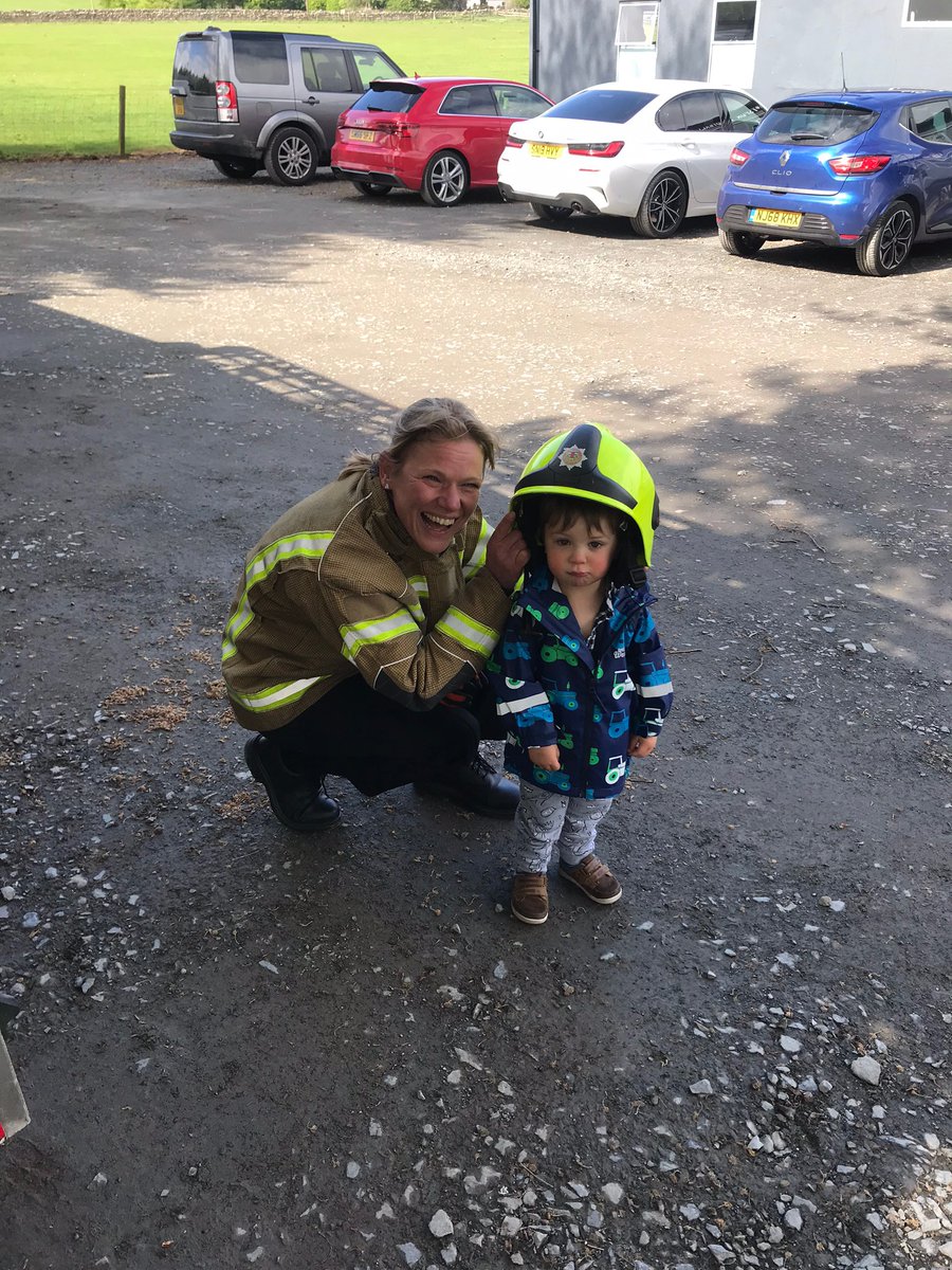 FireLinton's tweet photo. Congratulations to @StellyWeipers who completed her initial FF Control training today. Top effort and top commitment to @fire_scot what a journey . RDS Crew Commander and FireFighter Control you make it look easy buddy. https://t.co/jrQcoku4g5