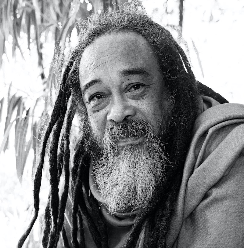 Mooji tweet media