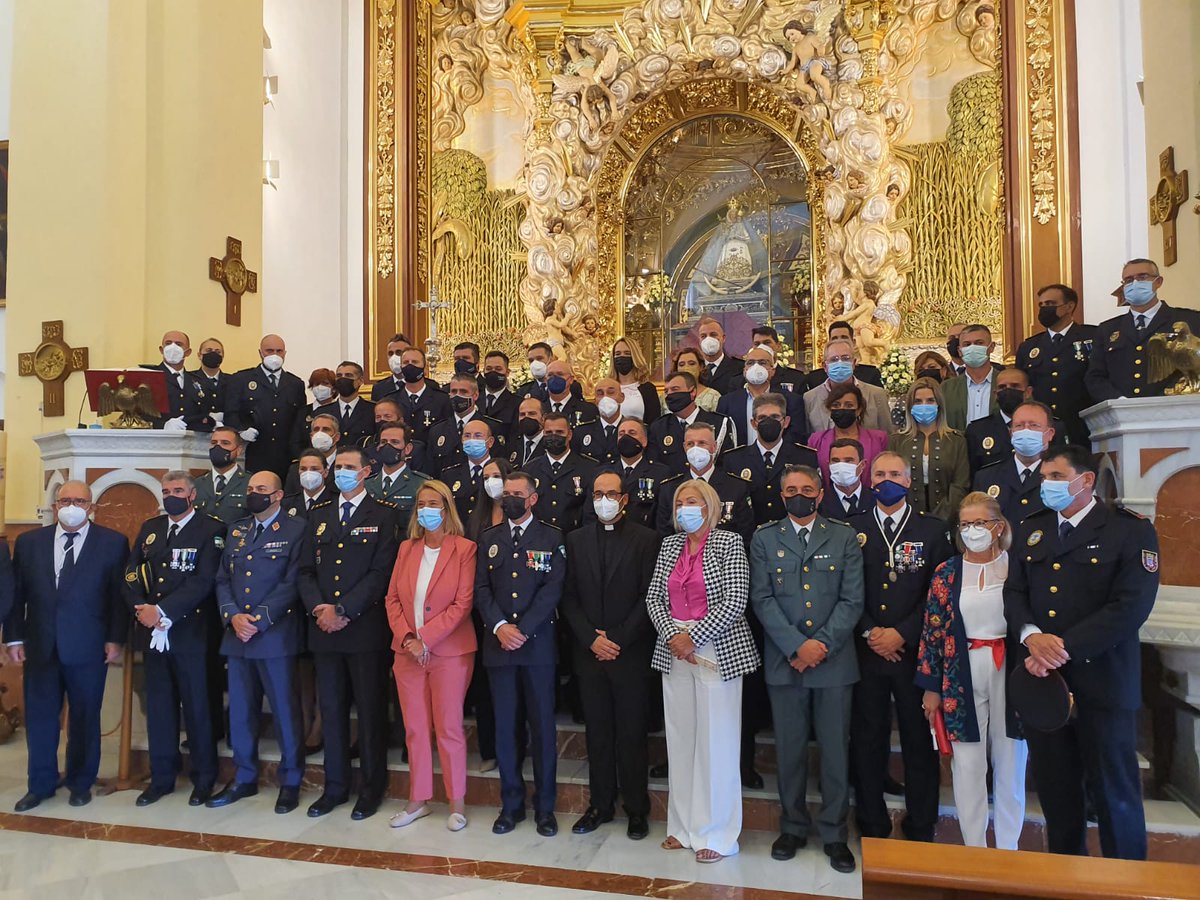 aytomotril's tweet photo. ℹ Policía Local de Motril celebra la fiesta de su Patrón en el marco del reconocimiento social a su labor.

➕ info 📰 https://t.co/CXDc3yASoC https://t.co/Zssa7cpgy2