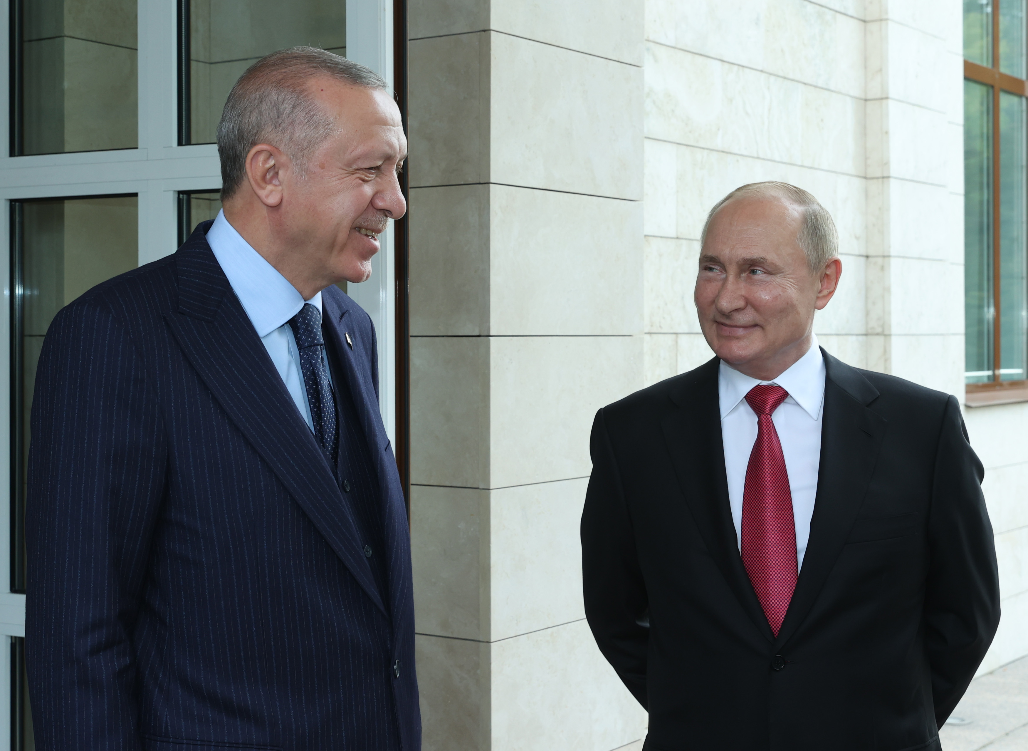 Recep Tayyip Erdoğan on X: "Mevkidaşım Putin ile verimli bir görüşme gerçekleştirerek Soçi'den ayrıldık… https://t.co/NLBpvSxumC" / X