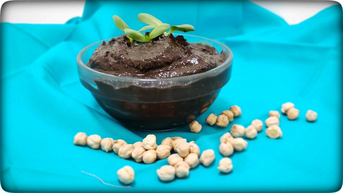 T_M_Microgreen's tweet photo. It's a chocolate kind of day!  This is the bomb- full of protein, fiber, nutrients, veggies...everything your body and brain are begging for wrapped up in chocolate goodness. Recipe here: https://t.co/mkWLjaBnIk And don't forget to check the #kickstarter  https://t.co/HAHZSb1nOv https://t.co/LF7A9WeuTO