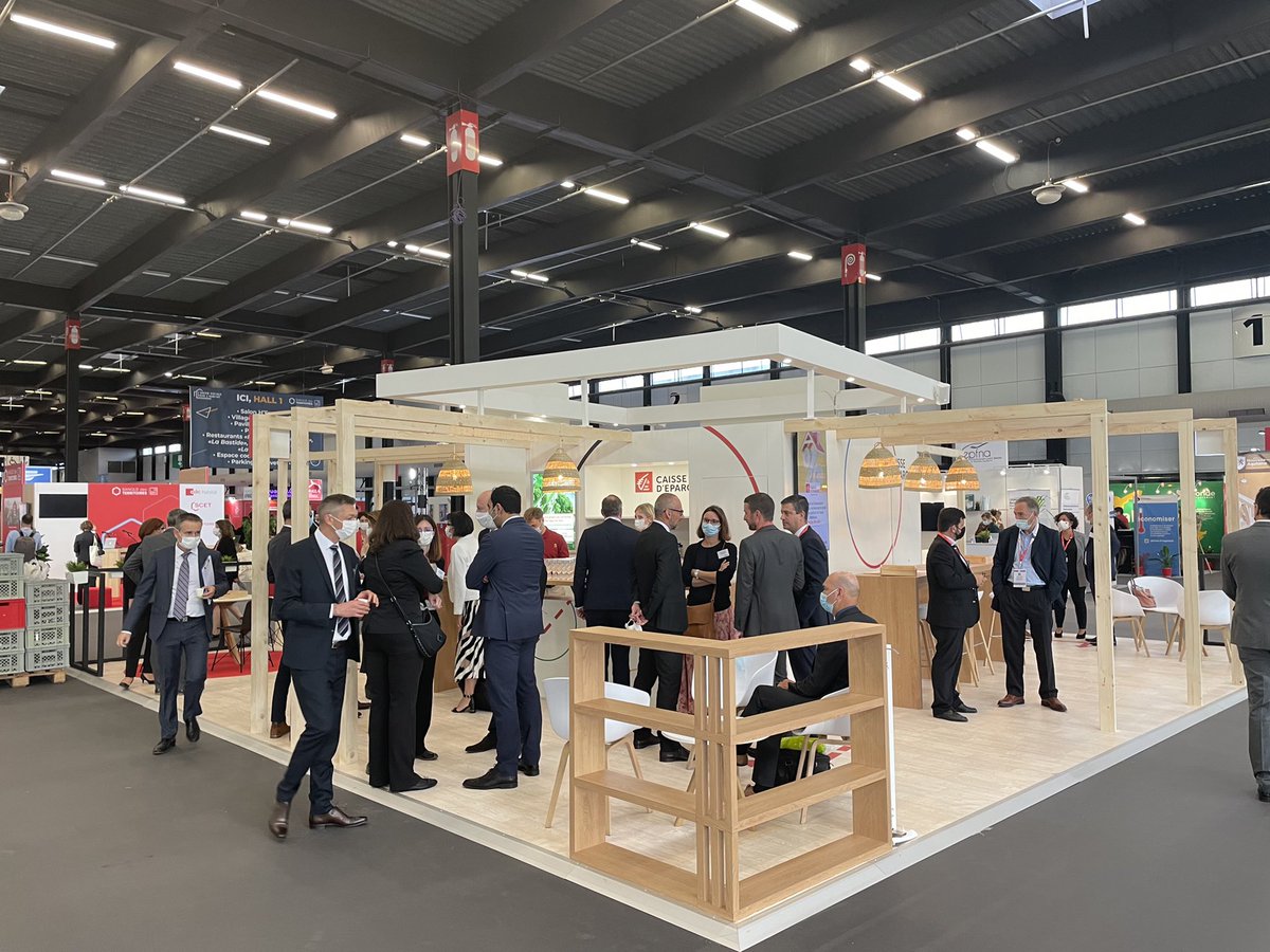 fabressec's tweet photo. La @Caisse_epargne et @HabitatenRegion, acteurs majeurs du logement social en France, sont présents au #CongresHlm avec une ambition : être utiles ensemble au plus près des territoires pour répondre aux enjeux économiques et sociétaux de ce secteur. https://t.co/i0B7STGQJw