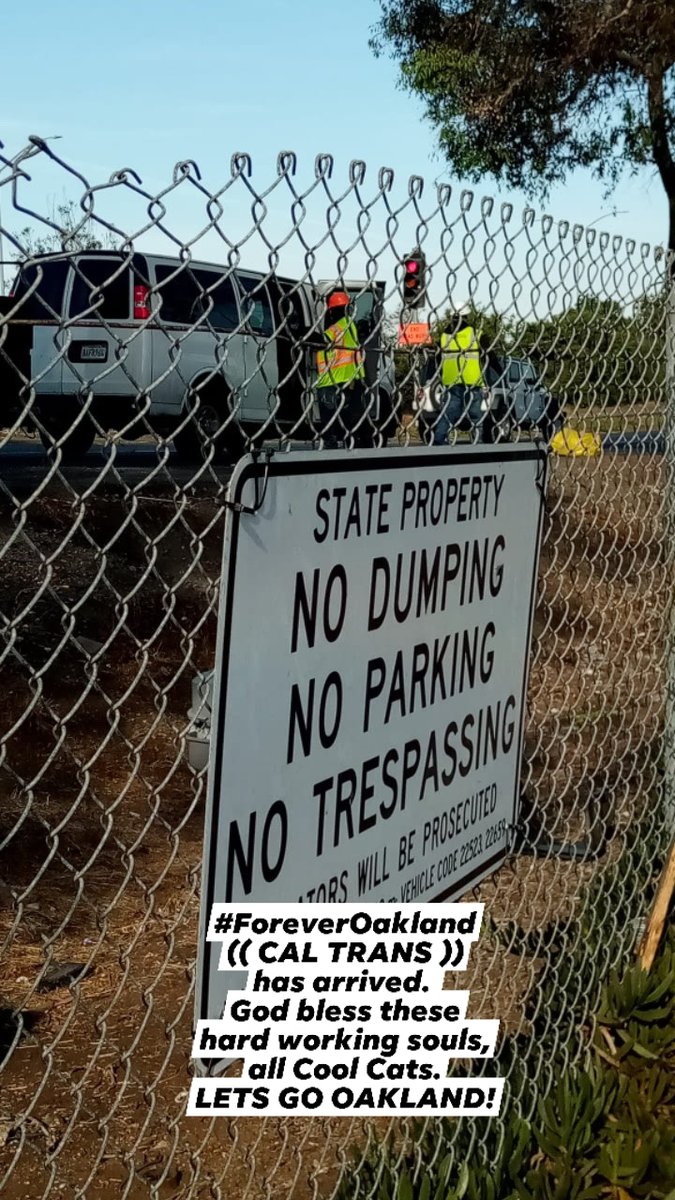 ForeverOakland's tweet photo. #ForeverOakland @#CALTRANS
@ #66thAveFreewayNorthBoundEntranceGarbageCleanUp @#MobAlley
@#TeamMakeOaklandBetterWeek
(THEY ARRIVED)
•THANK YOU to our Community Partner, "CAL TRANS" for today's Garbage Clean up off of the 66th Ave Freeway NorthBound Entrance https://t.co/z9vAEkt7yo