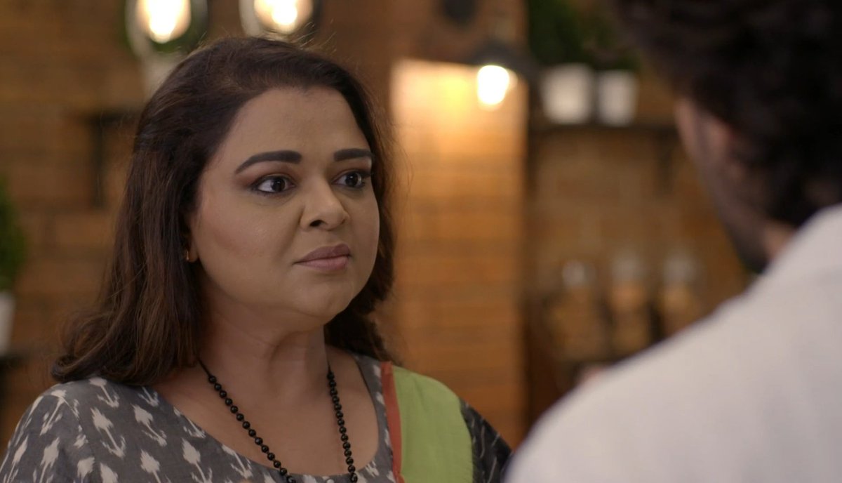 ParodyofSid's tweet photo. @ParodyMrsBatra - is bete ko mummy ji ke sath vo kamal kakdi last baar khani hai. Ek last baar please.🥺😟❤️

#ZiddiDilMaaneNa https://t.co/7840PTYVYo