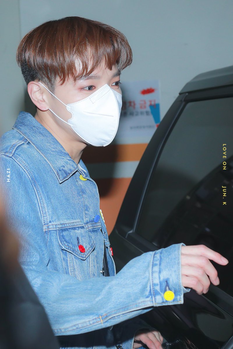 2jemohazi's tweet photo. 210929 아돌라 퇴근
#JUN_K #준케이 

💖DO NOT EDIT https://t.co/EPHlL1edID