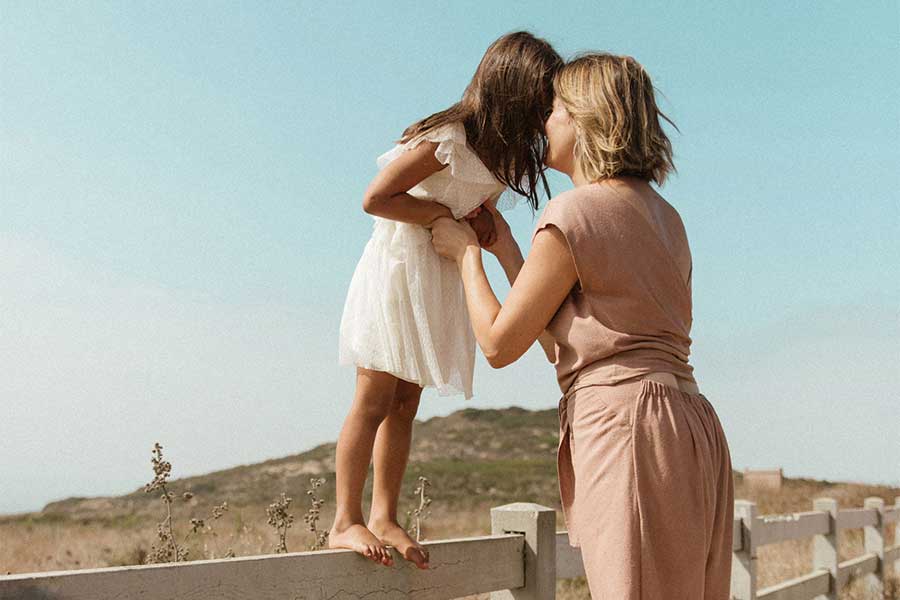 Your attachment style and degree of individuation determine your partnership choices and relationship satisfaction. The process of individuation—becoming an individual. <a href="/DarleneLancer/">Darlene Lancer, LMFT, JD</a> #life #happiness #self #humanityupgrade #relationships 
ow.ly/MtKQ50GiFYM