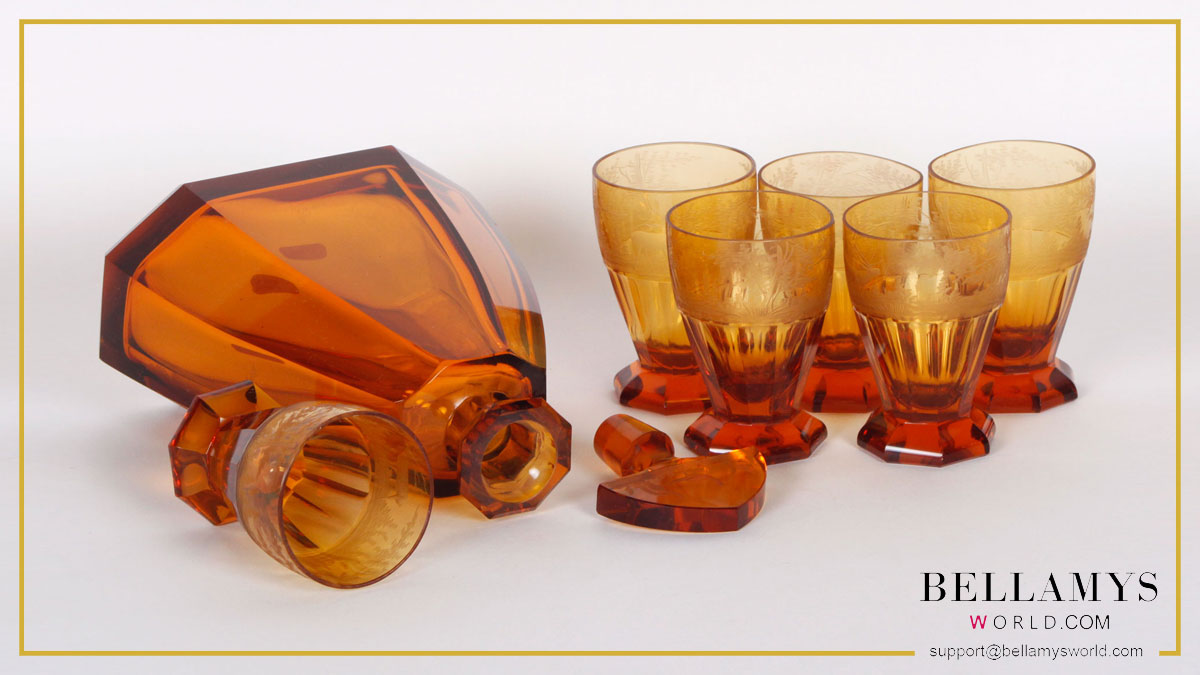 Bellamys_World's tweet photo. Celebrate your achievements and wins with this 19th century amber colored bohemian #crystal port #wineset including a decanter with triangular shaped stopper and six finely engraved glasses with hunting scene design.
https://t.co/rZT8GwKiiV
#bohemian #crystalware #bellamysworld https://t.co/UzyId4CVrW