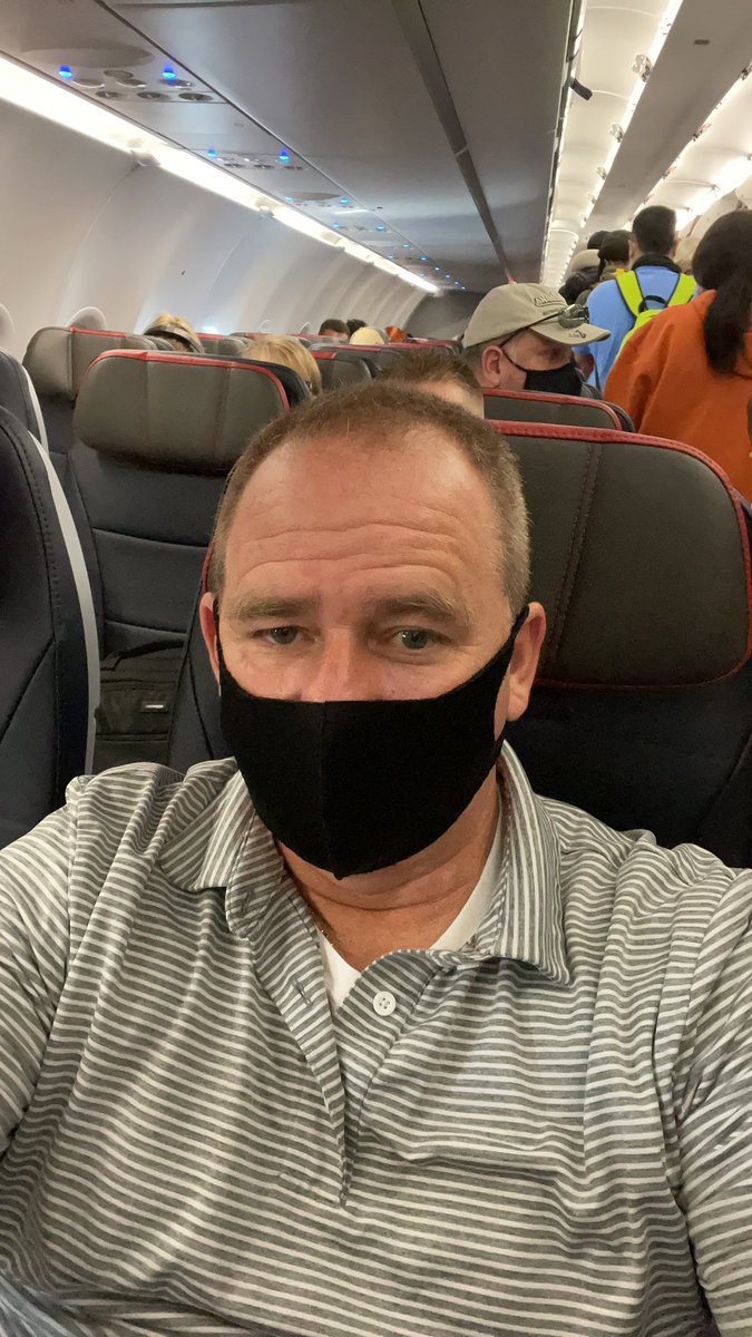 Apple Rush Company tweet media