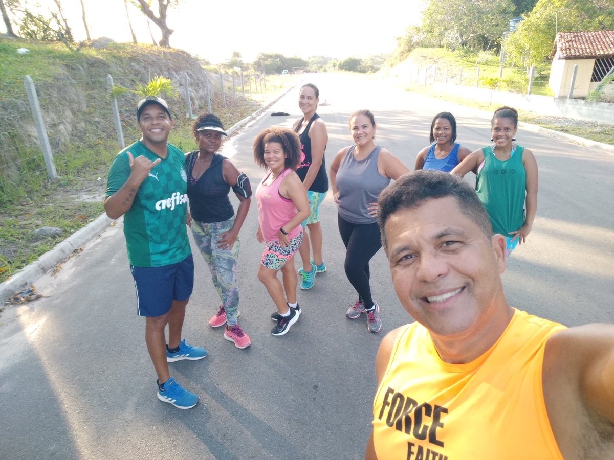Cesar210176Ba's tweet photo. Grupo Trote do Jauá  vamos que vamos...🏃🏃🏃🏃🏃 https://t.co/pfEMYKFkY8