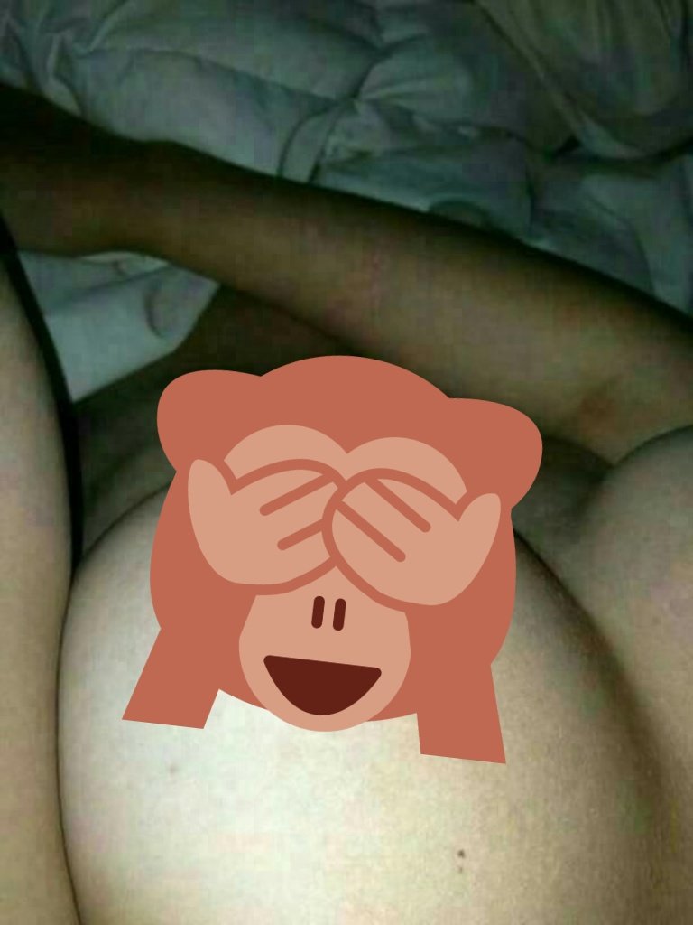 Isabelanotgeil's tweet photo. Retweetet alle ich und meine freundin @GeilJohanna sind wieder im Geschäft https://t.co/IWOcVRVSpf